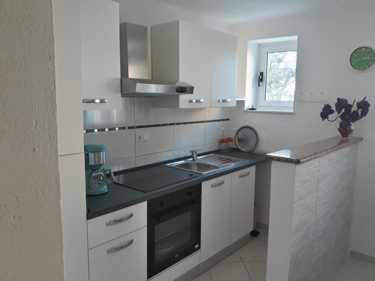 Apartment Miletic Trogir Bagian luar foto