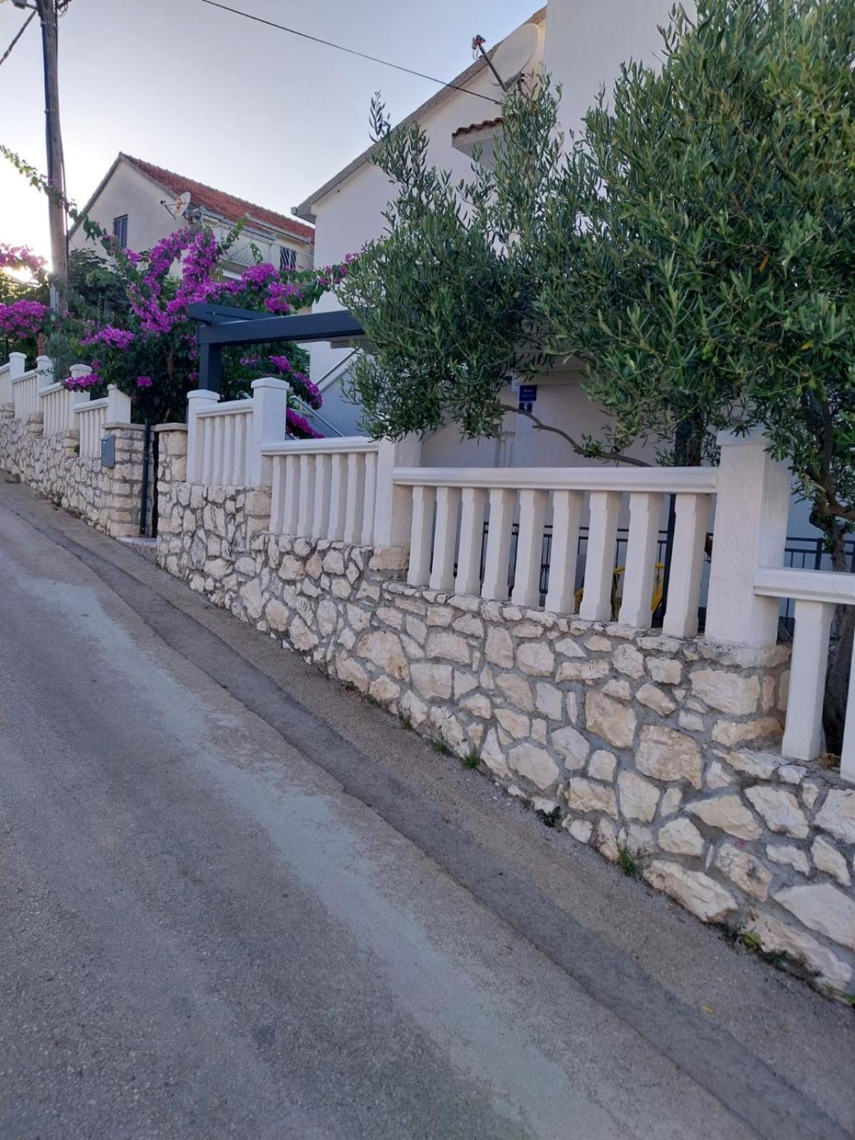 Apartment Miletic Trogir Bagian luar foto