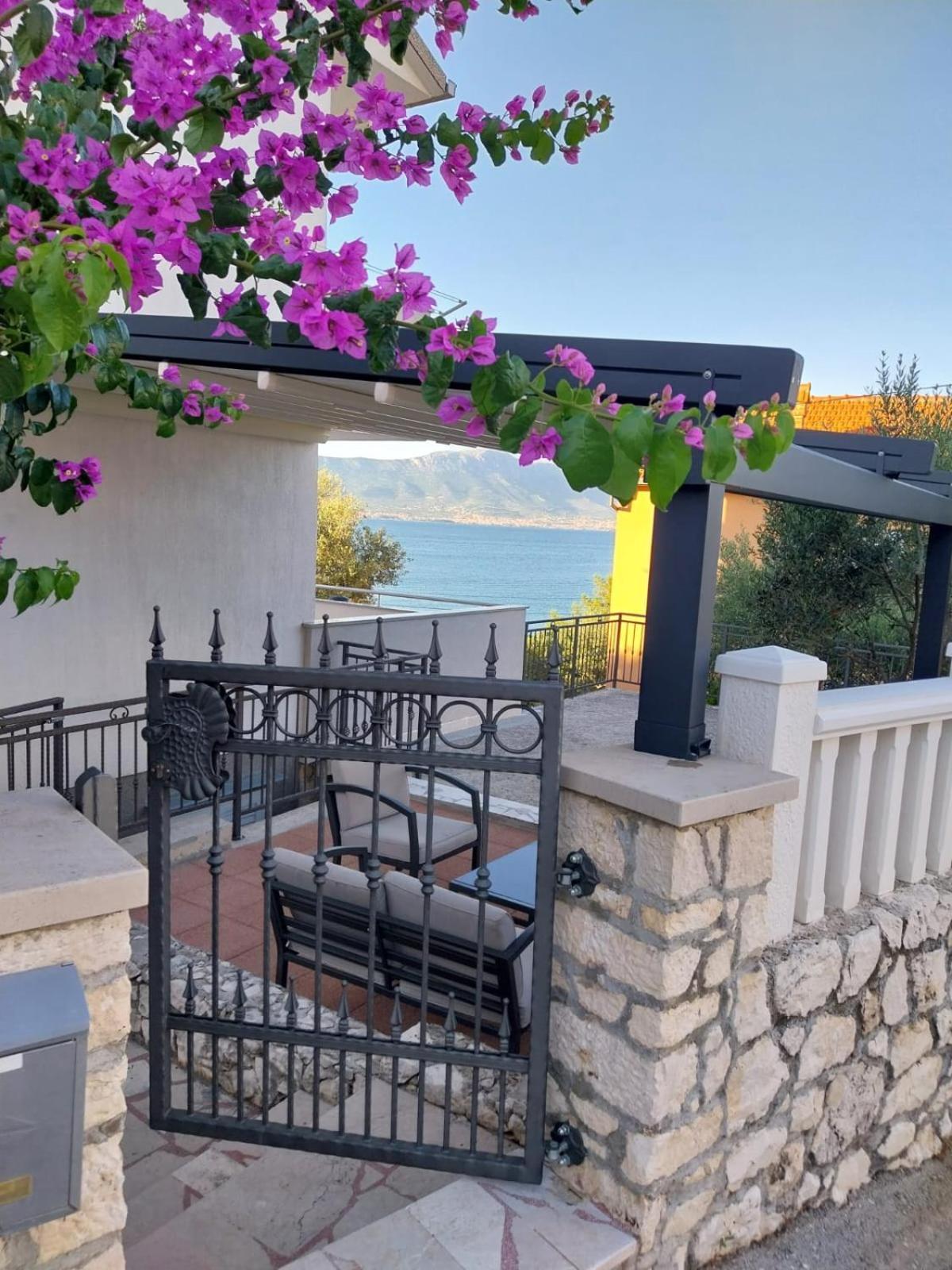 Apartment Miletic Trogir Bagian luar foto