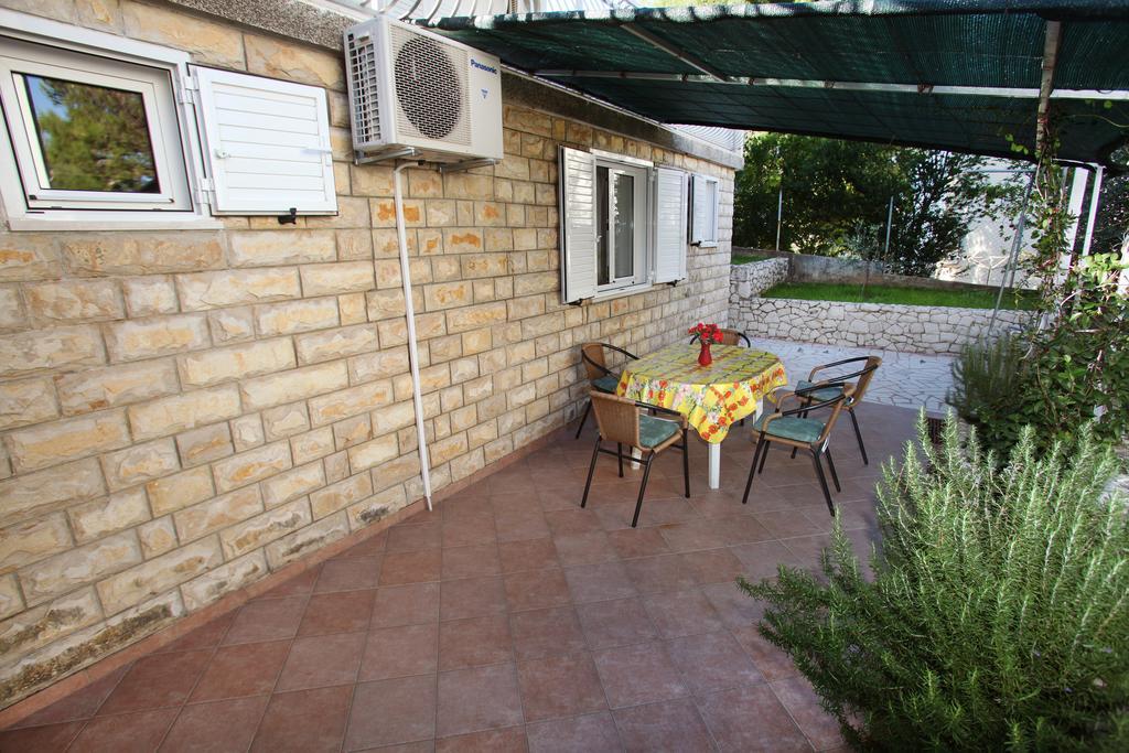 Apartment Miletic Trogir Bagian luar foto